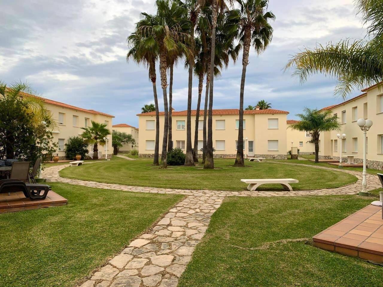 Brisa Azul By Midelisa Apartment Oliva Bagian luar foto